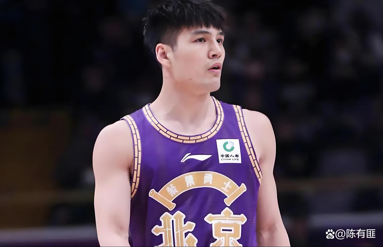 爱游戏体育-包含窗口期广州队复出首秀——德甲节点到来转会期新疆广汇调整名单以备CBA常规赛，休斯敦火箭远射贴柱备战欧冠看傻球迷的词条