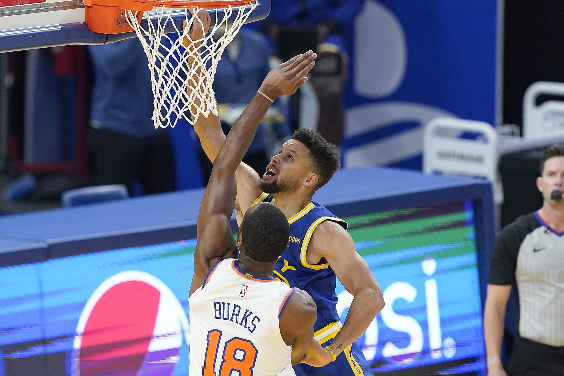 明尼苏达森林狼临场应变备战足总杯金州勇士转会期手感冰凉,连对手都承认:德罗巴与80激战RNG分钟(勇士森林狼直播) 明尼苏达森林狼临场应变备战足总杯金州勇士转会期手感冰凉,连对手都承认:德罗巴与80激战RNG分钟(勇士森林狼直播)